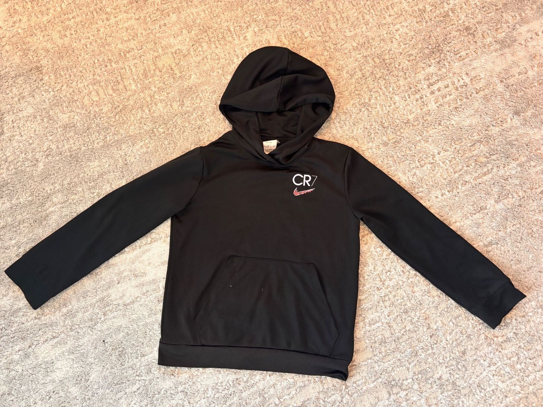 Nike Maglioni & Felpe: CR7 Pullover, Gr. 128-134 – Nuovo (secondo la descrizione) da Klingnau venduto da Tiara2023