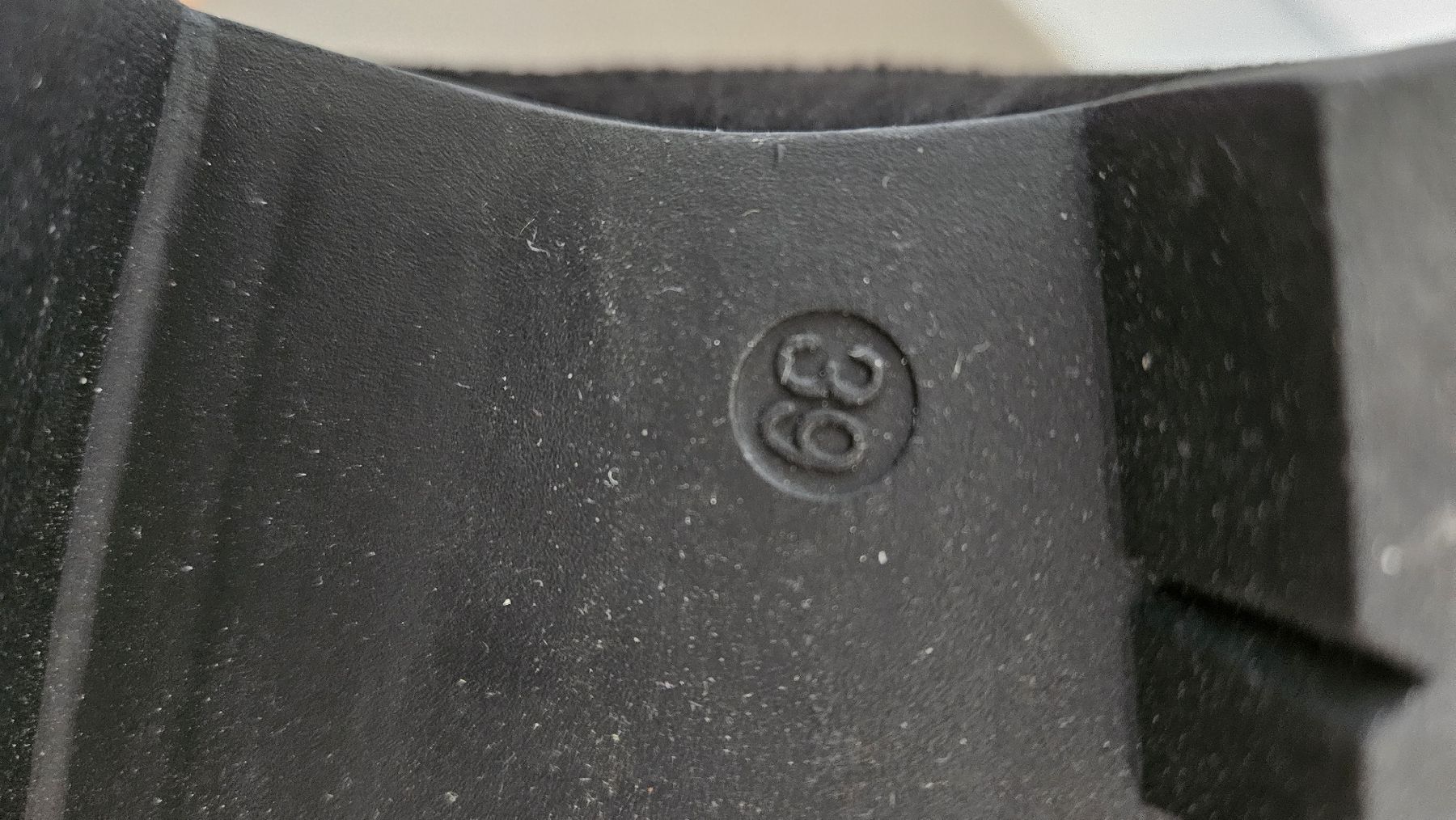 Scarpe da donna: Derbies noires en 39 – Usato da Vevey venduto da Macca 3