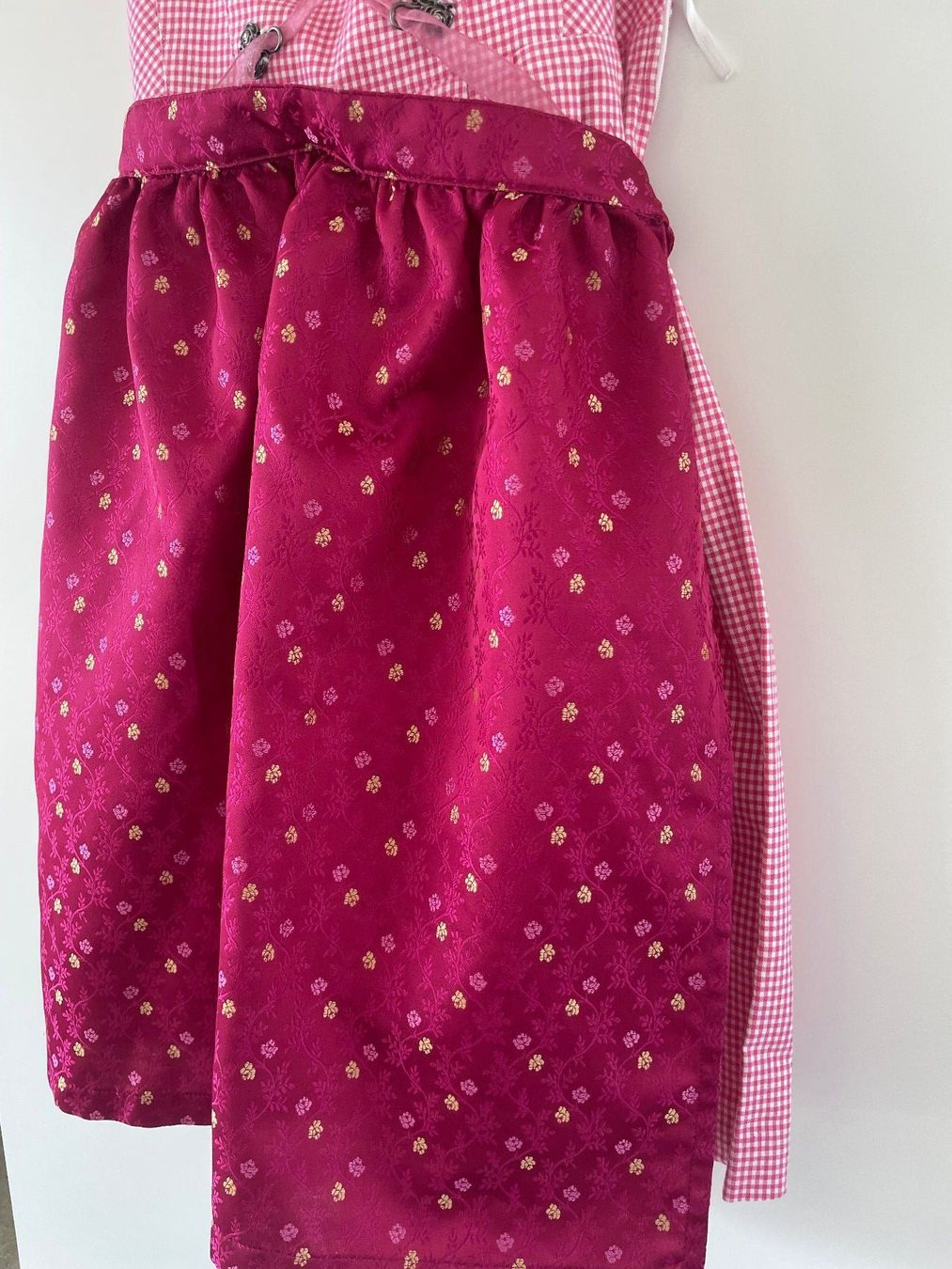 Costumi: Dirndl rosa Karo Gr. 36 – Usato da Zürich venduto da Patici 3