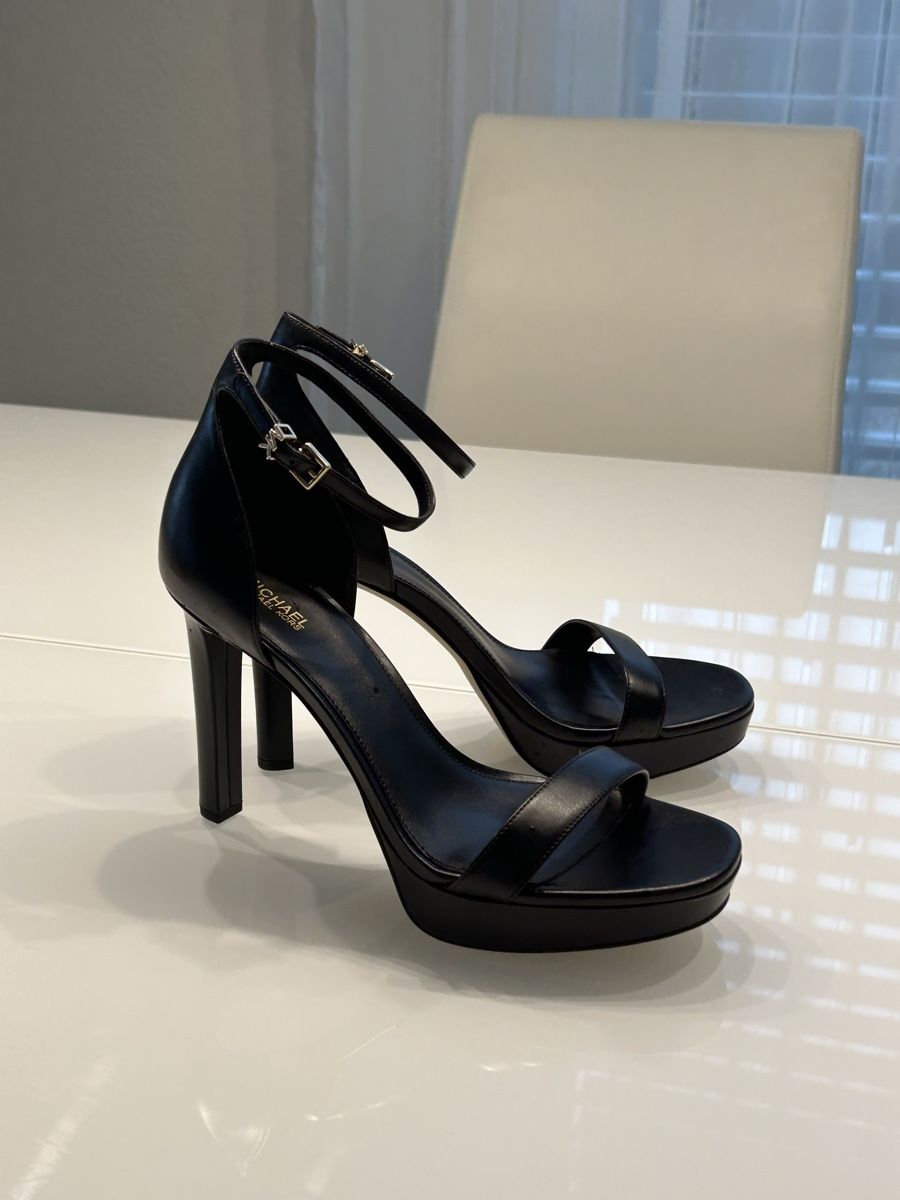 Michael Kors Scarpe da donna: Michael Kors shoes - new! – Nuovo (secondo la descrizione) da Schindellegi venduto da nan_727n 1