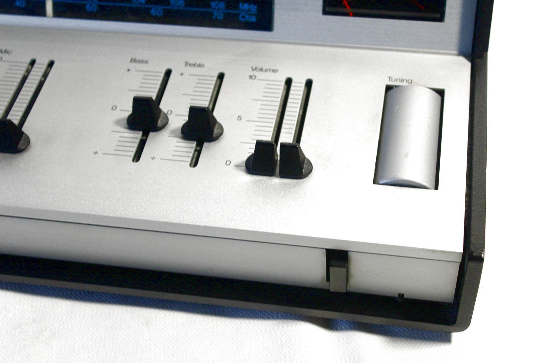 Scott Receiver: Dänischer Design - Mix-Receiver SCAN-DYNA 2400 von 1973 – Defekt aus Bern von kultiges 6