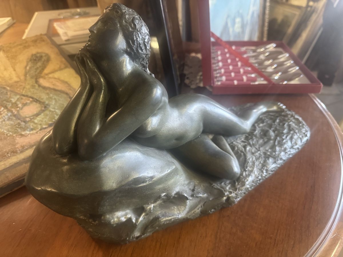 Sculture & Statue: Skulptur Bronze oder bronziert Akt 48x27x16 cm monogr. – Usato da Frasnacht venduto da Kulturpalast