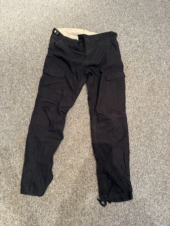 Carhartt Aviation Pant schwarz Grösse 32x32 guter Zustand