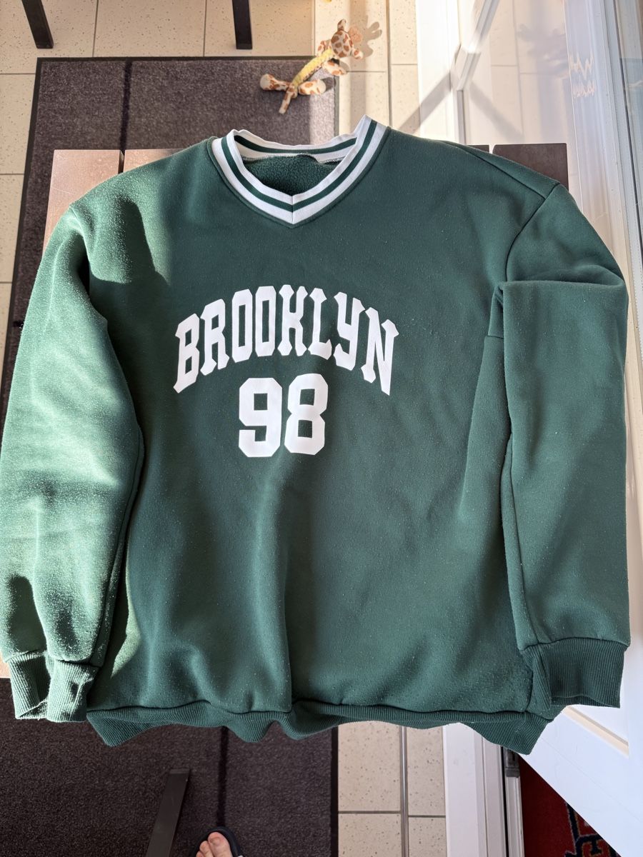 Pulls & Sweat-shirts: Pull  – D'occasion à Renan BE par Meh1983