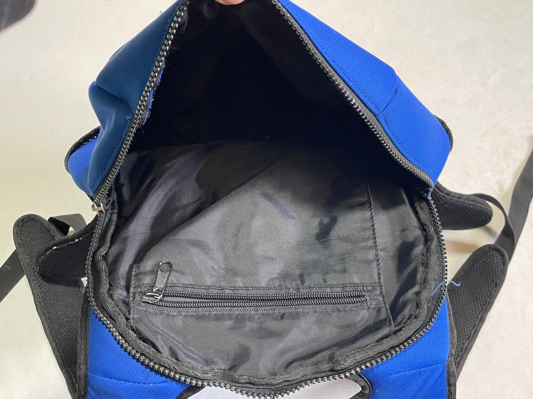 Zaini: Vintage Playstation 2 Backpack Promo – Usato da Zürich venduto da le_souk 3