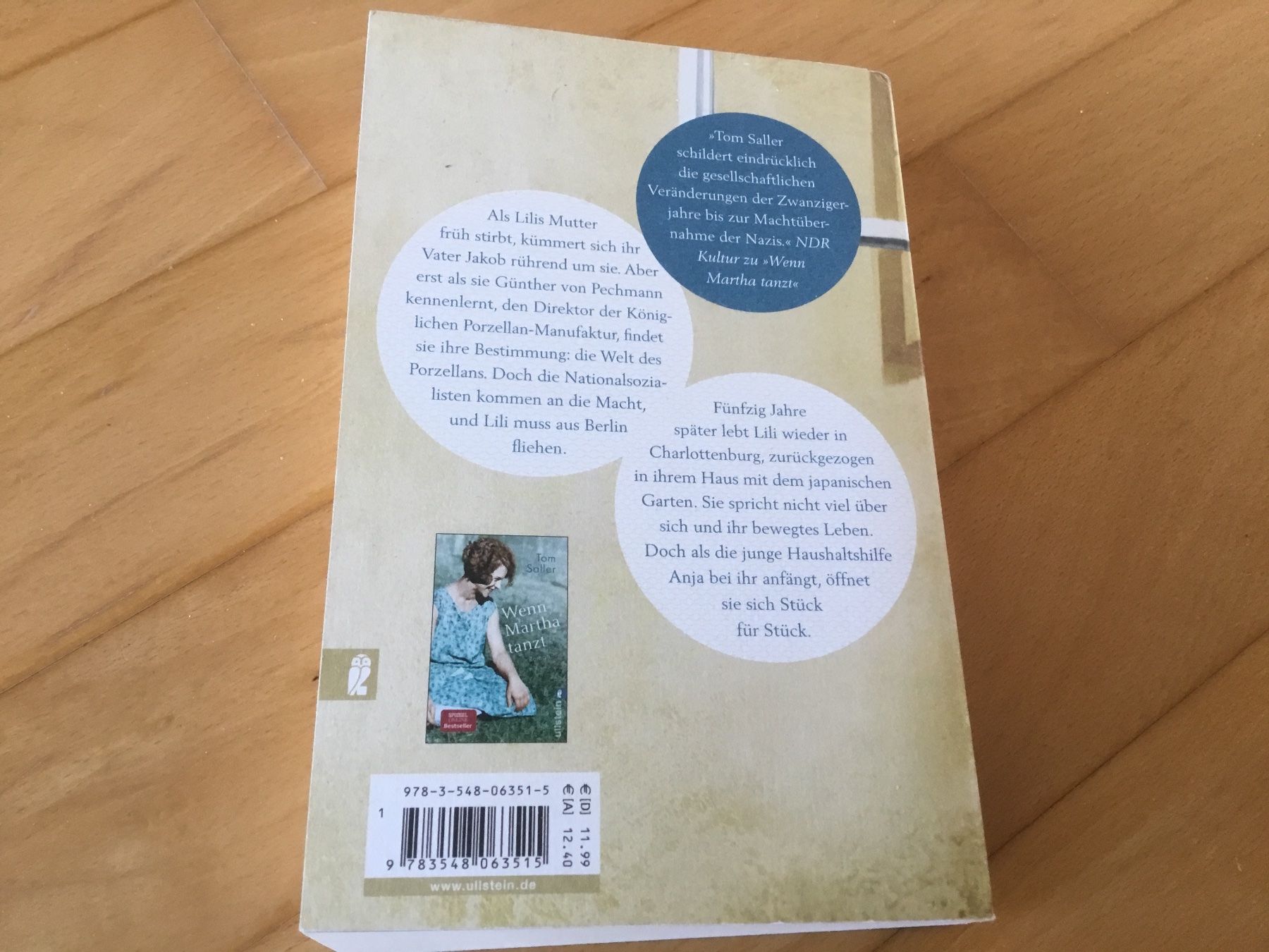 Libri: Tom Saller - Ein neues Blau – Usato da Kerzers venduto da Georges3210 1