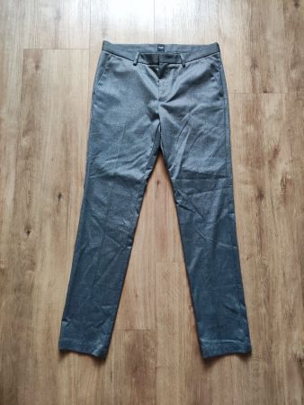 Hugo Boss Hose, Grau, Slim Fit, Stretch, Top Zustand!