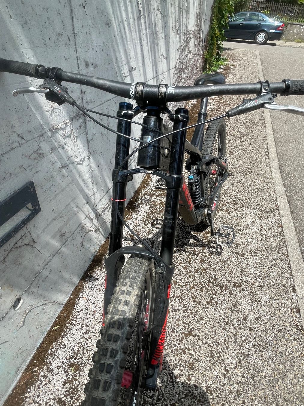 Trek Velos: Trek Session 88 Downhill Bike – Gebraucht aus Zürich von quige21 2