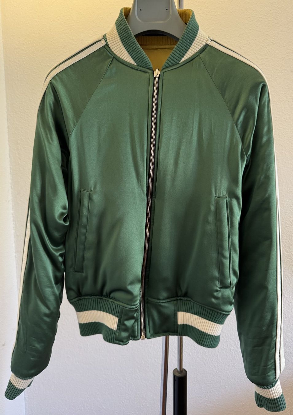 Amiri Jacken: Amiri Reversible Silk Bomber Jacket Gold/Green – Gebraucht aus Canobbio von kk_dee 5