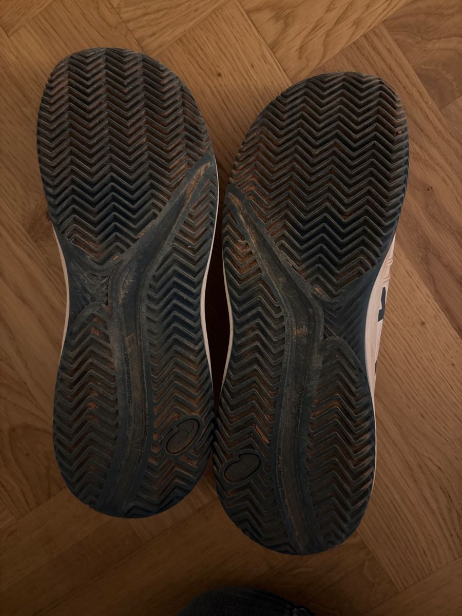 Asics Scarpe da uomo: Asics Tennisschuhe, Grösse 40 – Usato da Wohlen AG venduto da Michi761 4