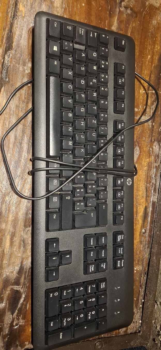 Tastiere: Tastatur hp – Usato da Rheinfelden venduto da tab_lys6