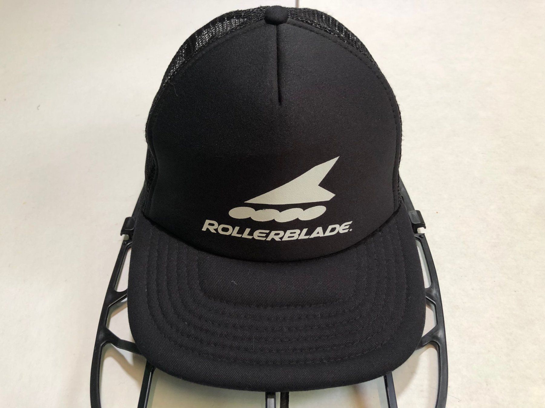 Copricapi, berretti & cappellini: Vintage 80s Rollerblade Mütze – Usato da Zürich venduto da le_souk