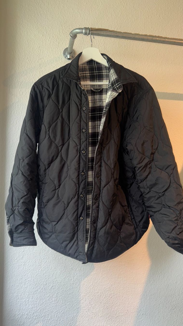 Levi's Jacken: Levi’s Jackson Reversible Shacket Schwarz Weiss Kariert – Gebraucht aus Winterthur von ram_zrj8 1