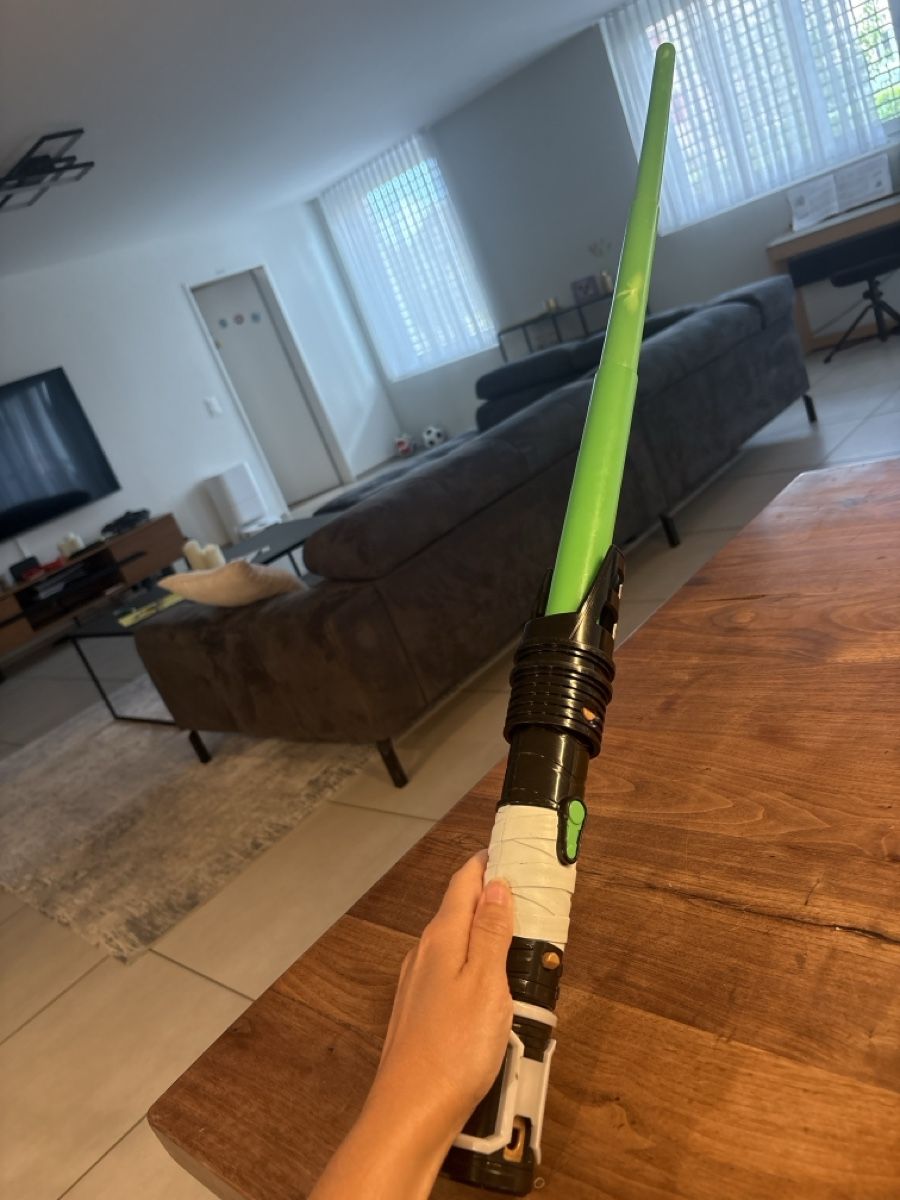 Jouets: Luke Skywalker Schwert – D'occasion à Unterengstringen par Loewe2
