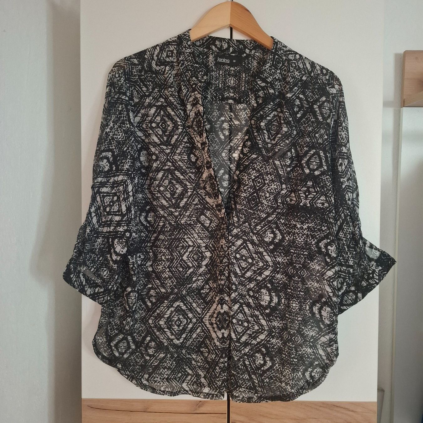 Camicette: Damen Bluse, schwarz/weiss, Gr. 36 – Usato da Sisseln AG venduto da Tropea4334