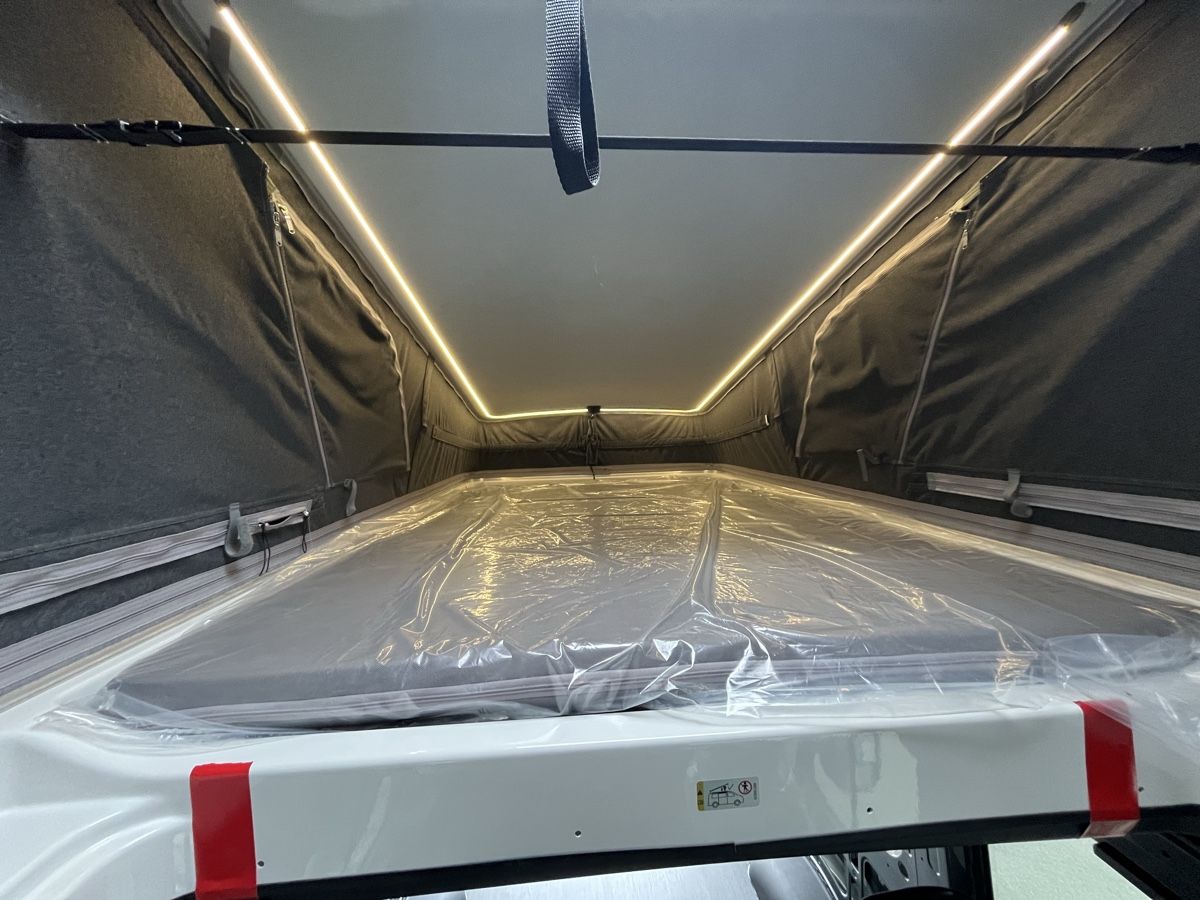 Man Veicoli da campeggio: MAN TGE 4x4 Diff.sperre, ACC, Standhzg. Drehsitze Camper VB – Nuovo e nell'imballaggio originale da Gutenswil venduto da HMrank 6