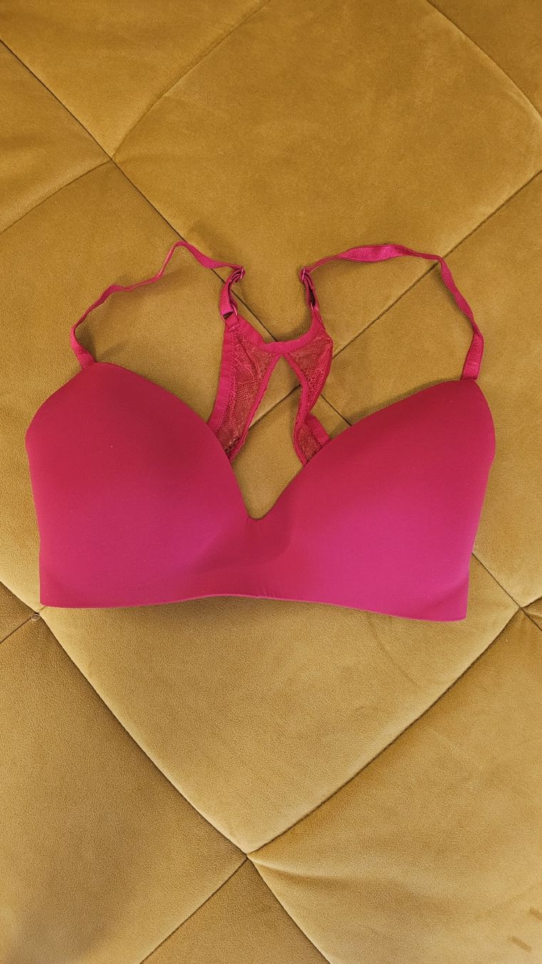 Victoria's Secret Altra biancheria intima: Victoria's Secret BH – Nuovo (secondo la descrizione) da Mauren venduto da ehr_5cy6