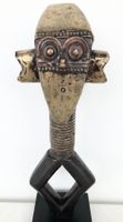 alte Mahongwe Figur Gabun Metall beschlagen Höhe 29,5 cm