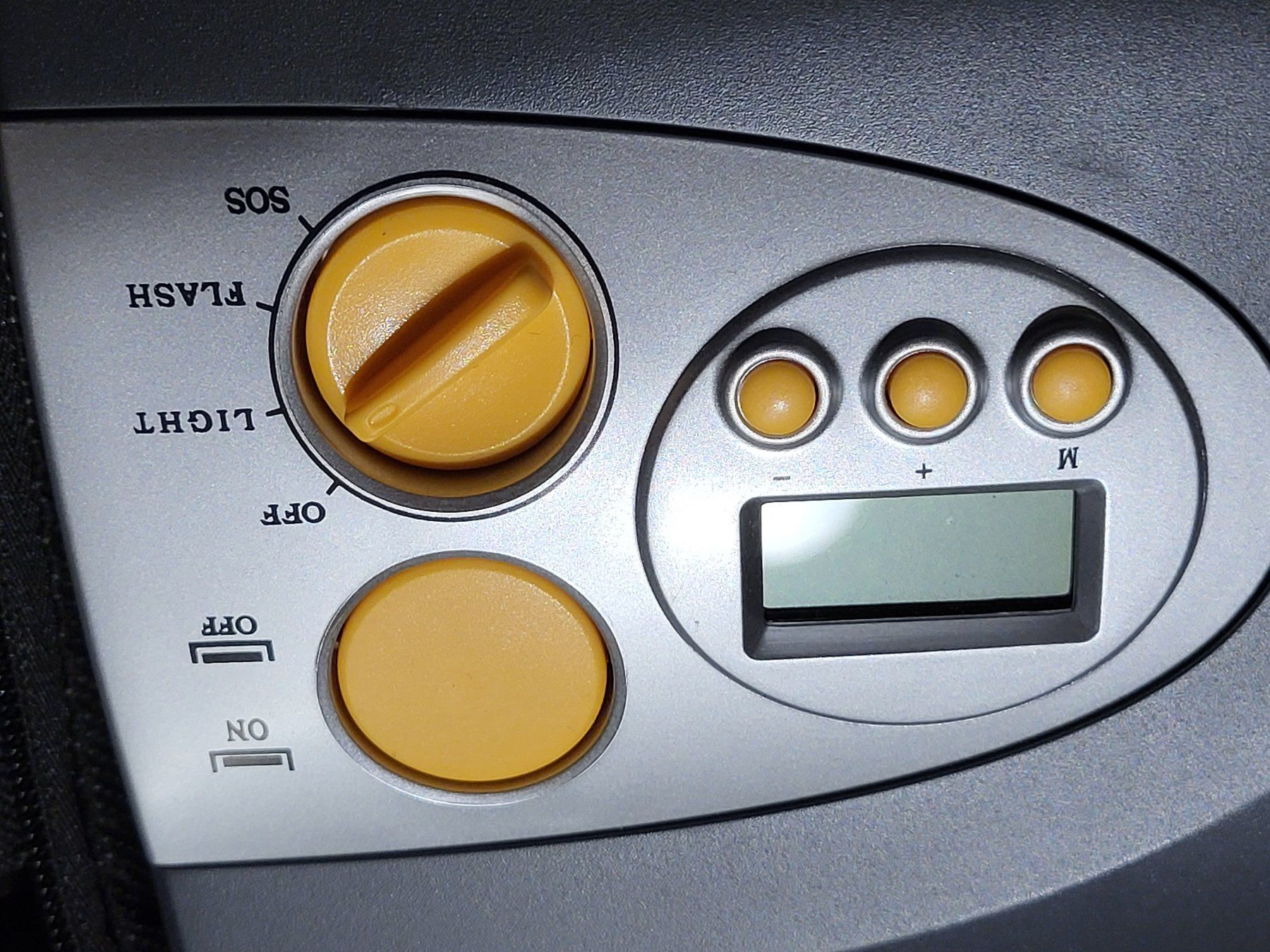 Compressori: OREGON. Tirefit und Kompressor – Nuovo e nell'imballaggio originale da Fankhaus (Trub) venduto da Muehli 3