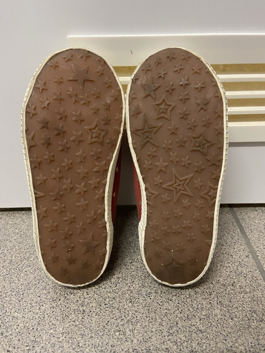 Next Scarpe per ragazzi: Sneaker Next EU 8 - 25.5 – Usato da Arbedo venduto da gregmccooper 3