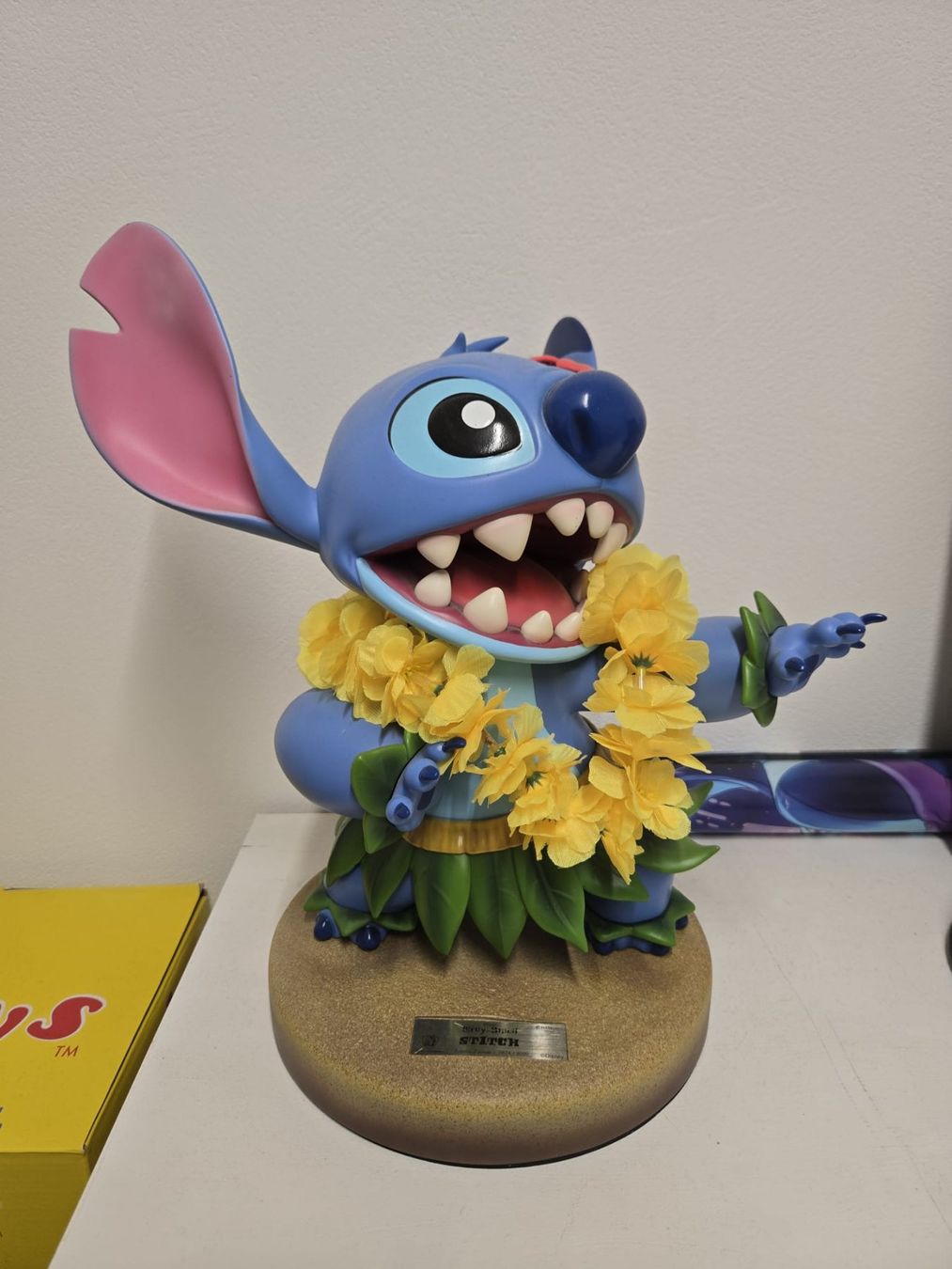 Figurines: Zu Verkaufen Stitch Statue – D'occasion à Niederönz par nydi65 1