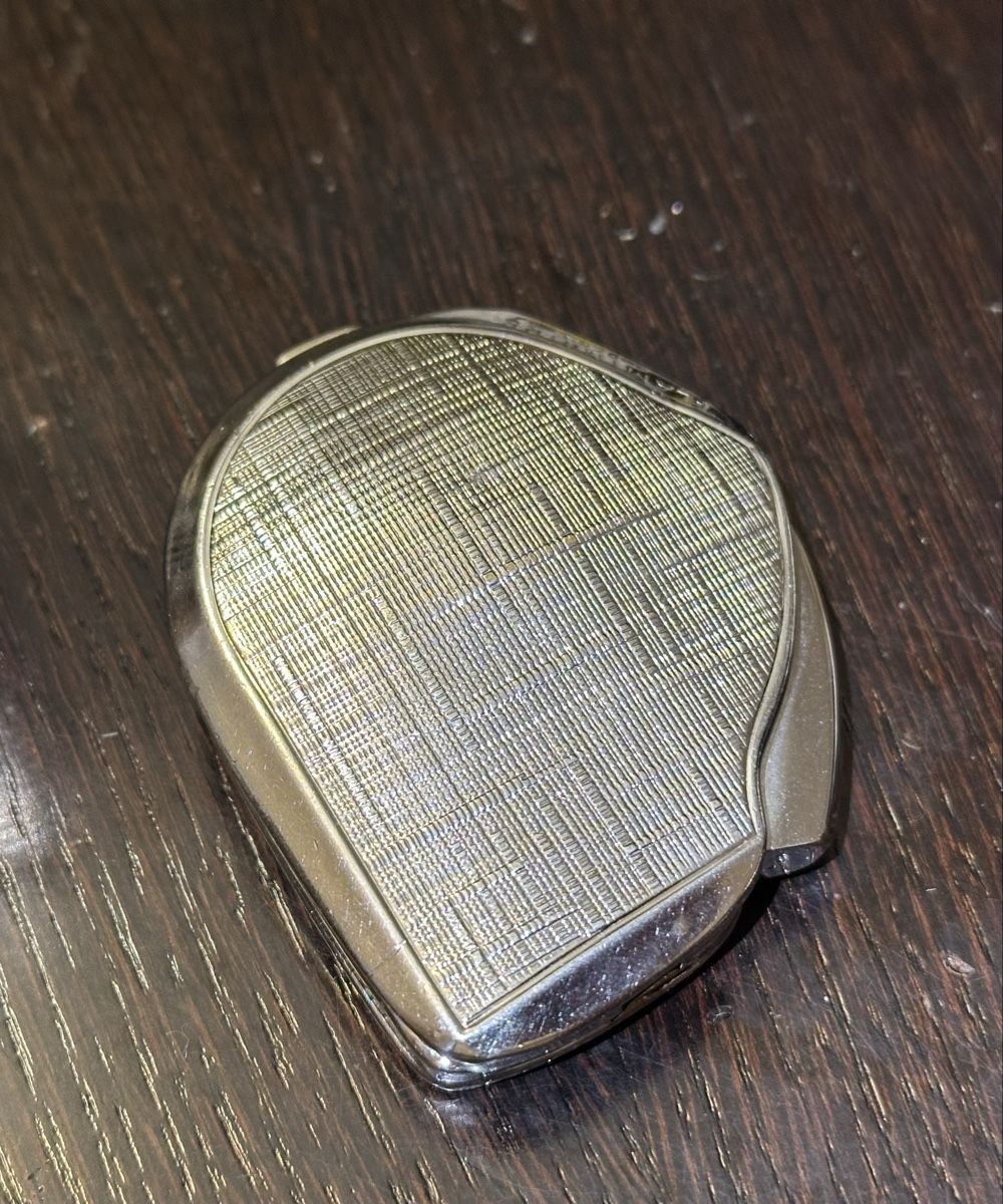 Dunhill Briquets: Lot 13 Feuerzeuge – Défectueux à Zürich par RatsTreasure 8