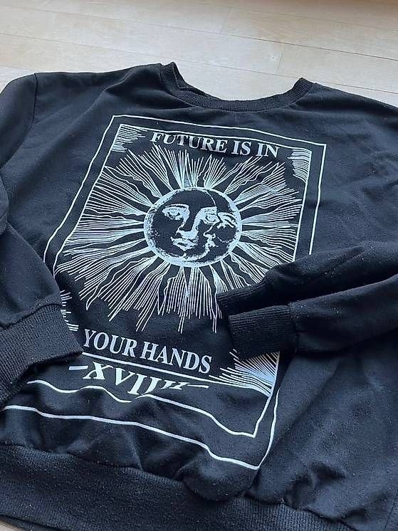Pullover & Sweatshirts: Graphic Pullover – Gebraucht aus Luzern von nad_2my8 1