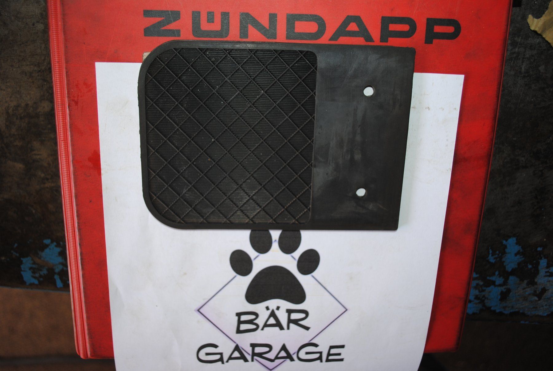 Zündapp Pièces pour mobylette: Spritzschutz Lappen – Neuf (Voir description) à Subingen par Baergarage