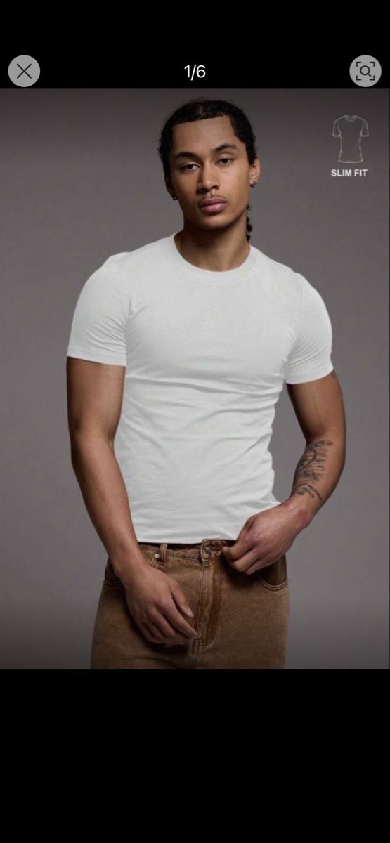 T-shirt: White slim-fit T-shirt – Nuovo (secondo la descrizione) da Bern venduto da yan_8bjz 2