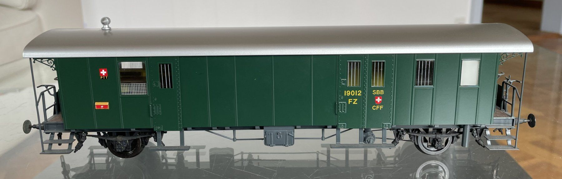 Hermann Modellini di ferrovie: Postwagen FZ der SBB – Nuovo (secondo la descrizione) da Emmenmatt venduto da BLS-Re425