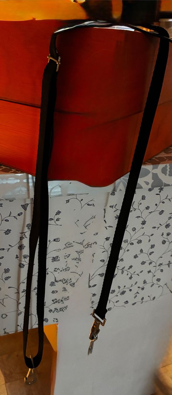 Regale: Holzkasten mit vier Fächern orange – Gebraucht aus Balsthal von Renalisa 2