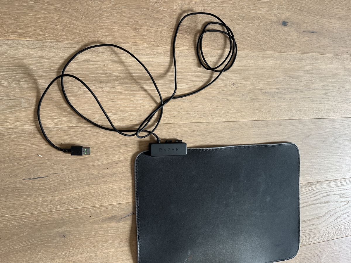 Razer Tapis de souris: Gaming Mousepad Razer used condition – D'occasion à Bottmingen par petertrybus 1