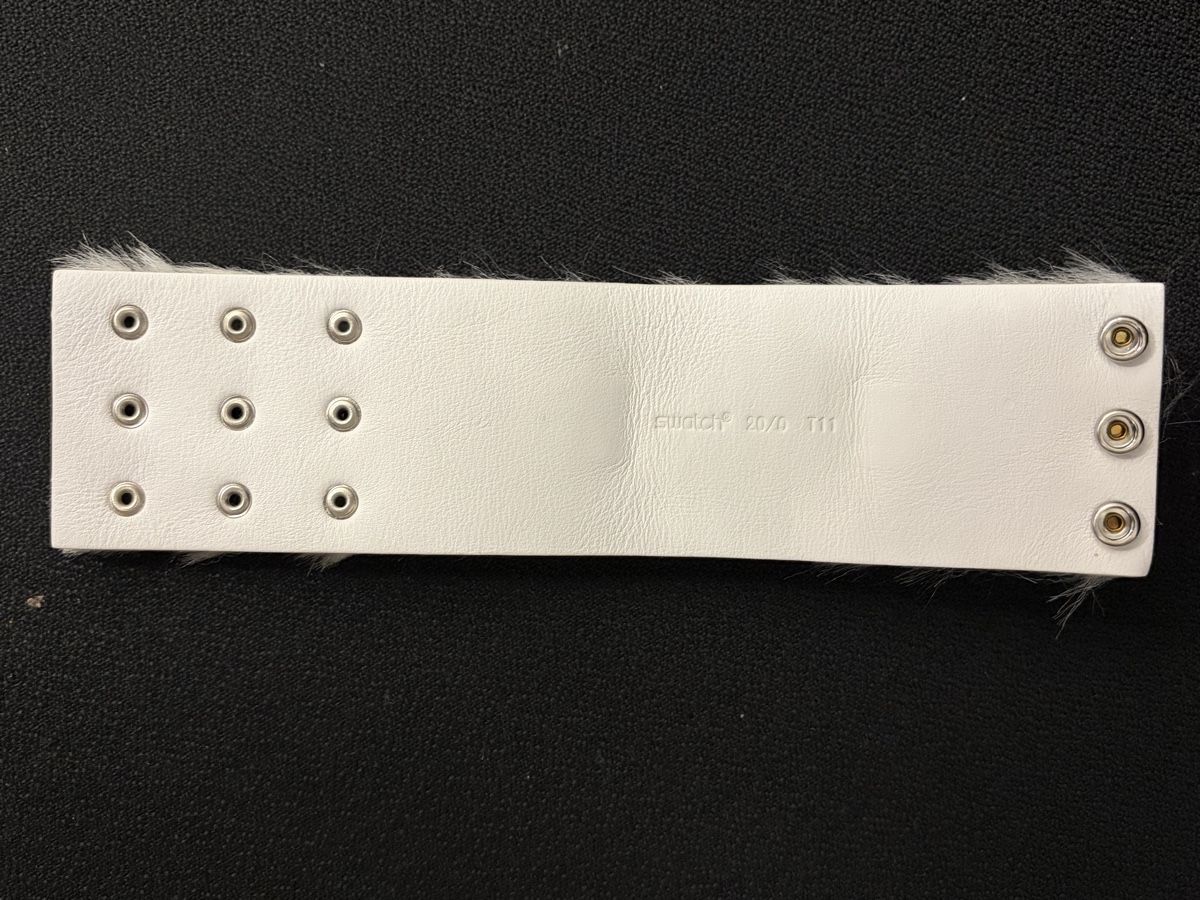 Swatch Orologi: Swatch Uhr Gent mit Kunstfell-Band – Nuovo (secondo la descrizione) da Möhlin venduto da seerose6 5