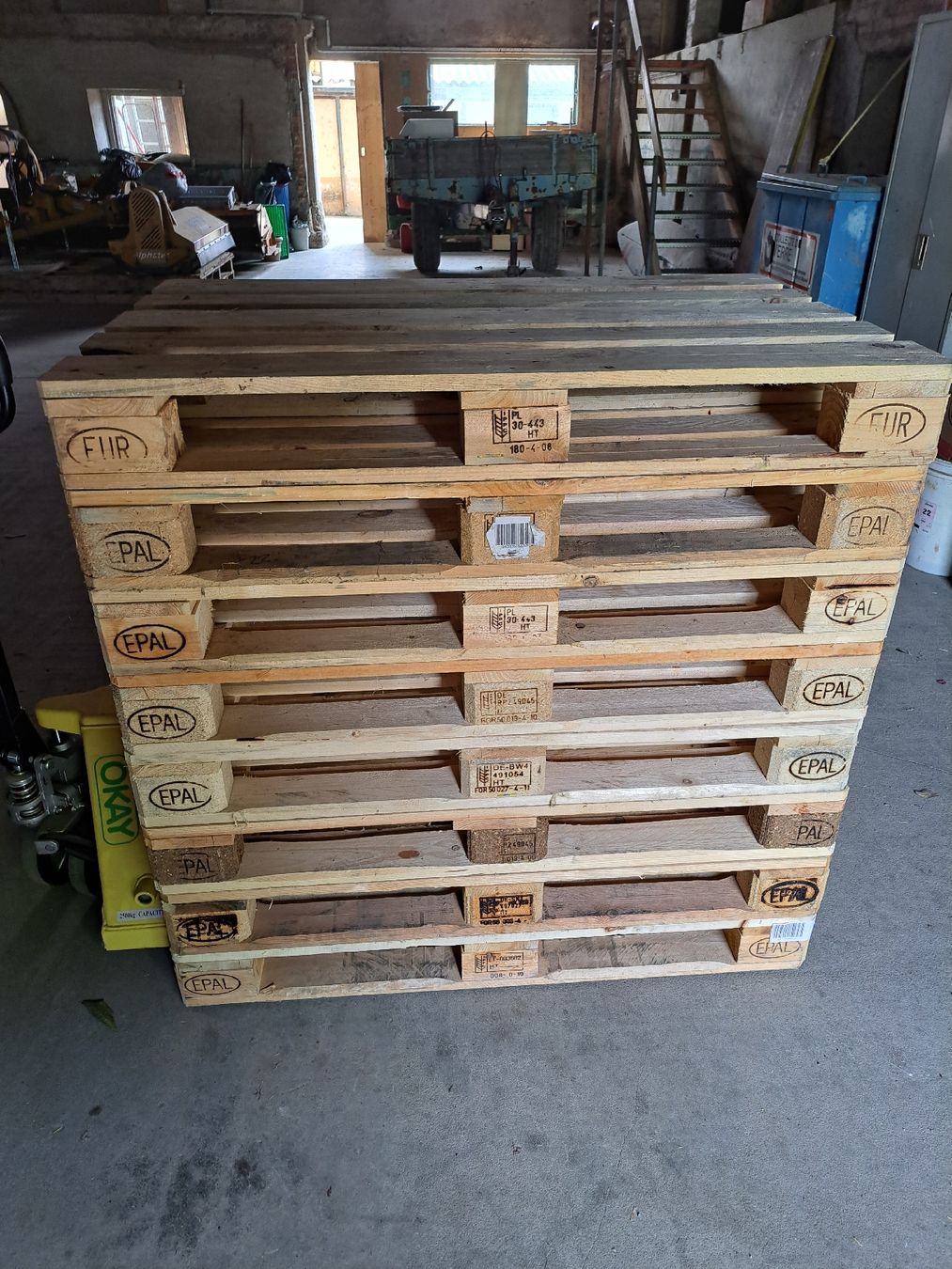 Pallets: 8 stk Europaletten  – Usato da Morens FR venduto da Kiscica 9