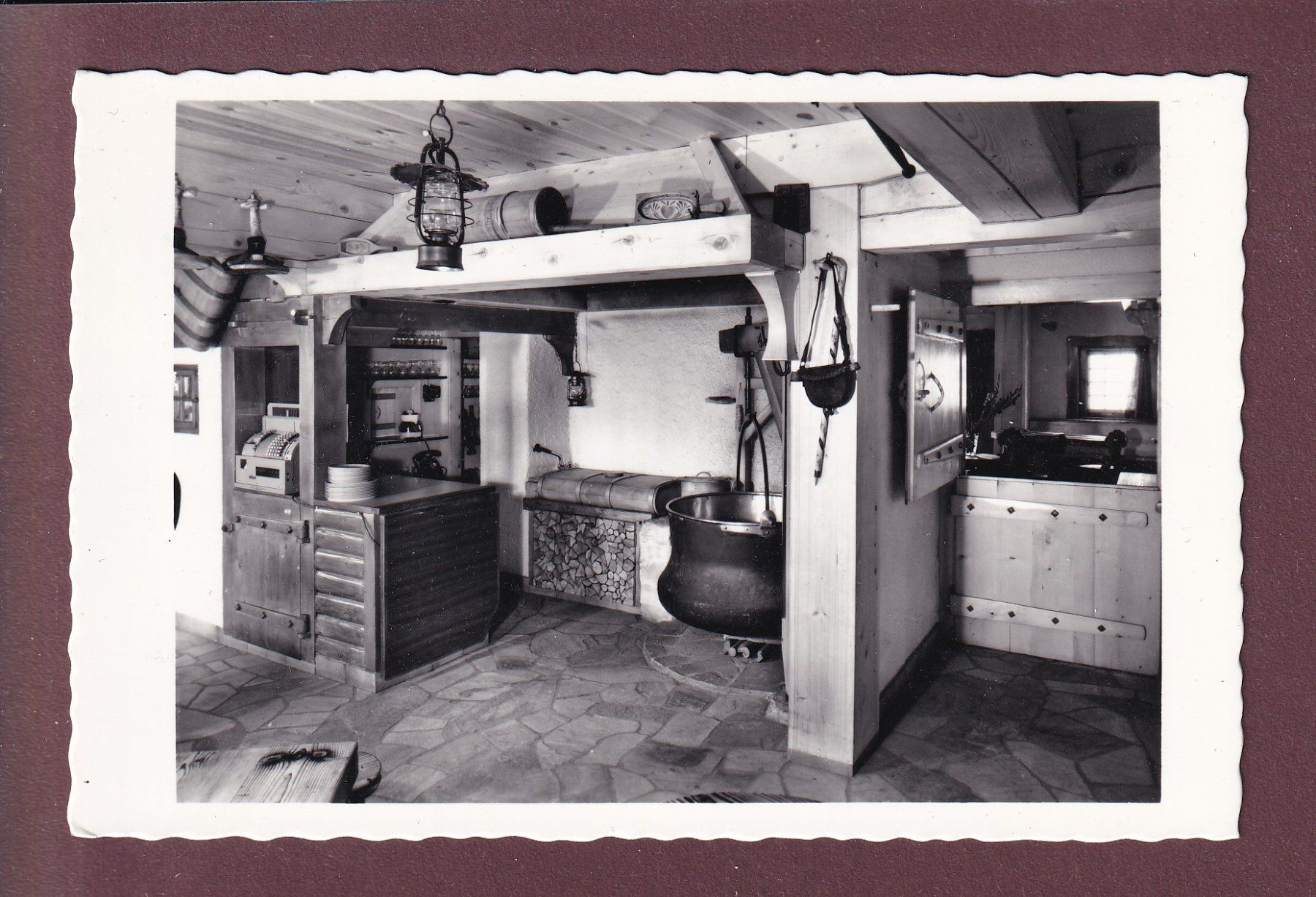 Cartoline postali: CRESUZ - Le vieux chalet – Usato da Pully venduto da nicecards