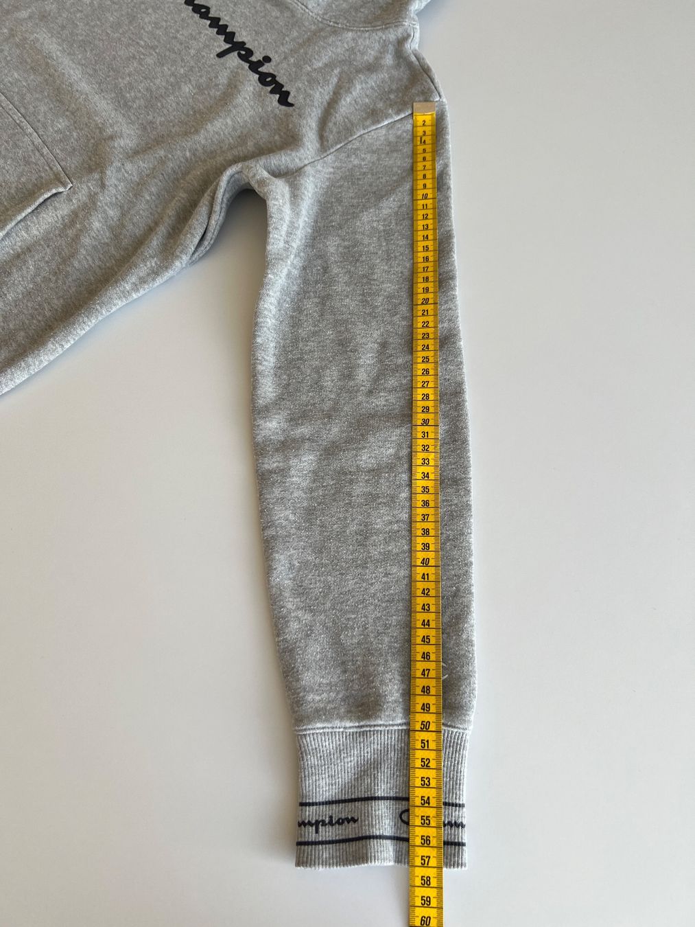 Champion Maglioni & Felpe: Champion Hoodie Pullover - M - grau – Usato da Büetigen venduto da Jabo 6