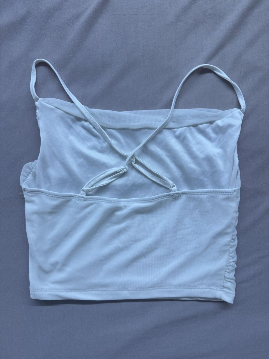 Tops: Top blanc dos nu croisé taille S  – Gebraucht aus Granges VS von coraliegrd5 1