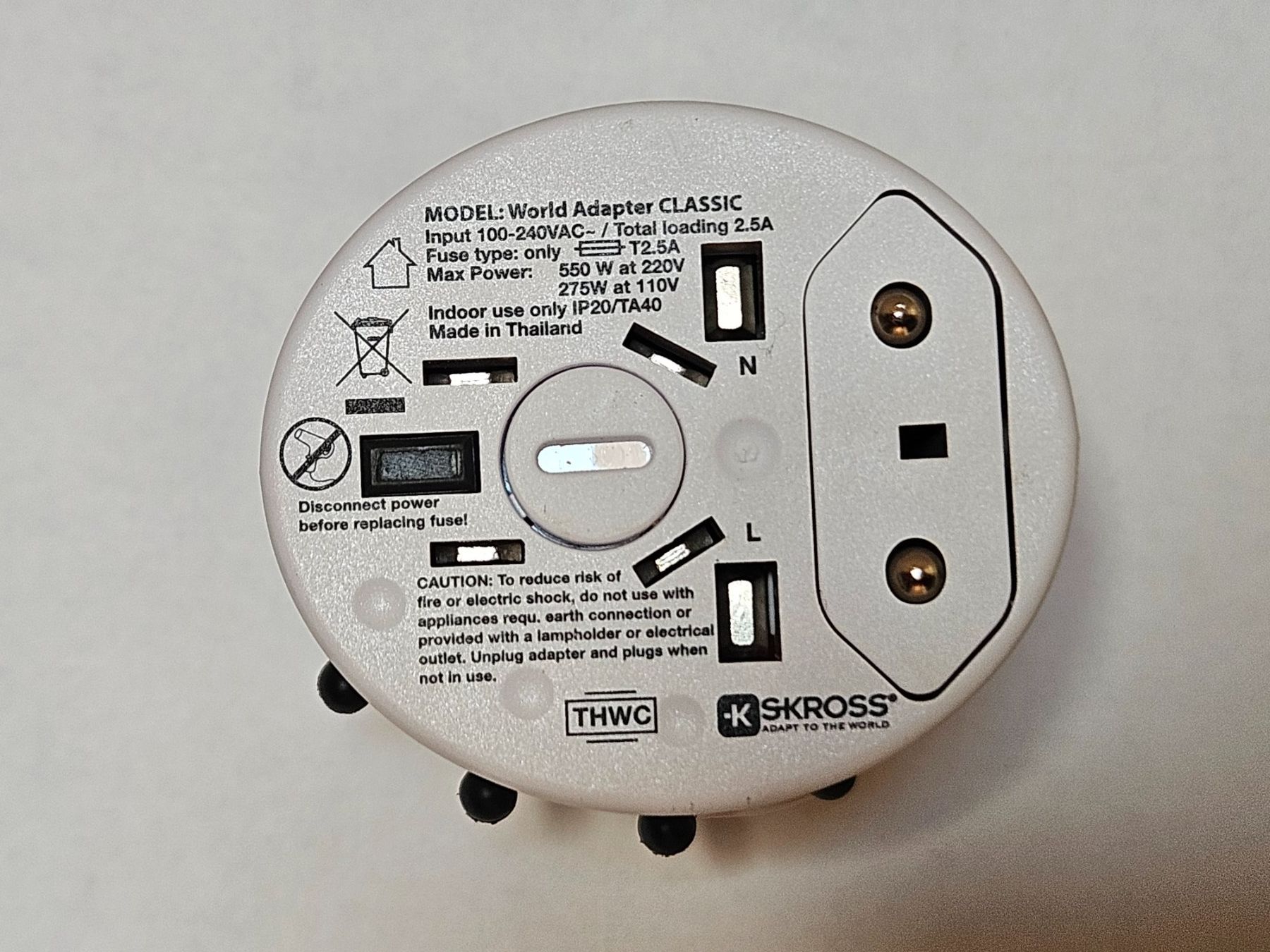 SKROSS Laufwerke & Adapter: Reisestecker SKROSS World Adapter Classic – Gebraucht aus Münchwilen AG von pel_y9jx 1