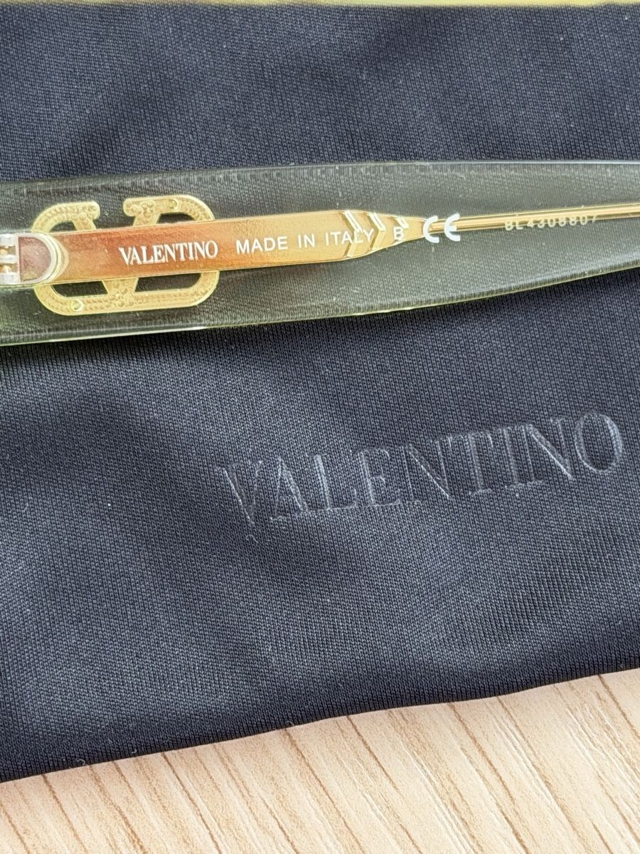 Valentino Occhiali & Lenti: Valentino Sonnenbrille – Usato da Killwangen venduto da was.sharp 4
