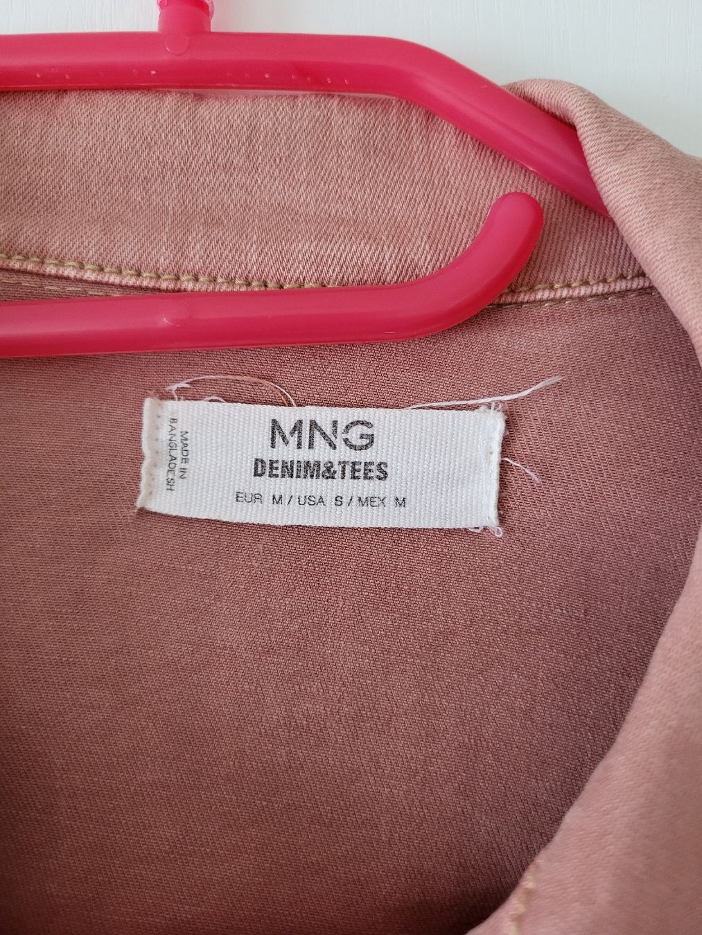 Mango Giacche: Mango Jeansjacke, Gr. M, Rosa, Top Zustand – Usato da Zürich venduto da Mada45 1