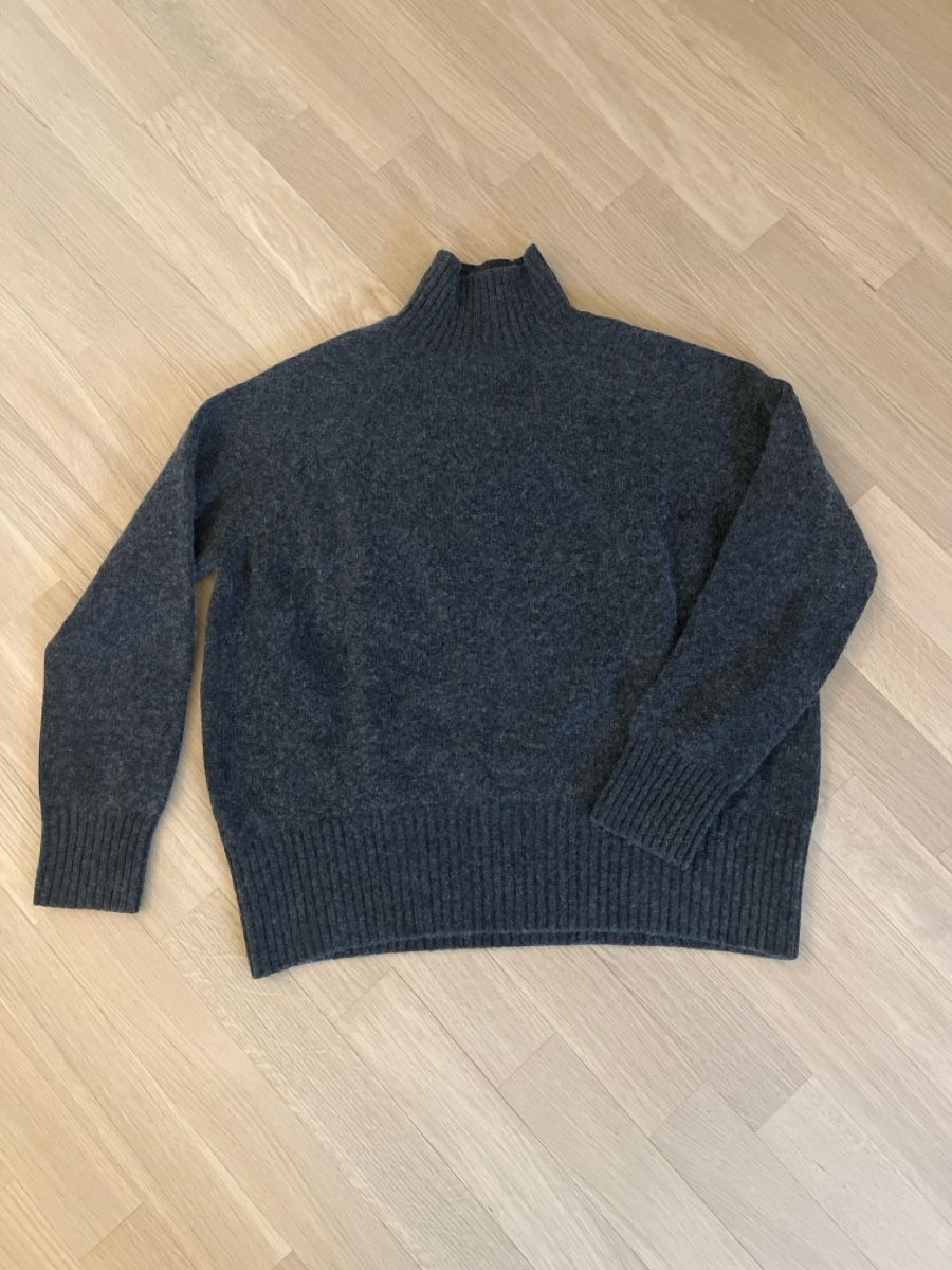 Allude Pulls & Sweat-shirts: Allude Pullover Woll- und Kaschmir – Neuf (Voir description) à Cham par sbr_7cmv