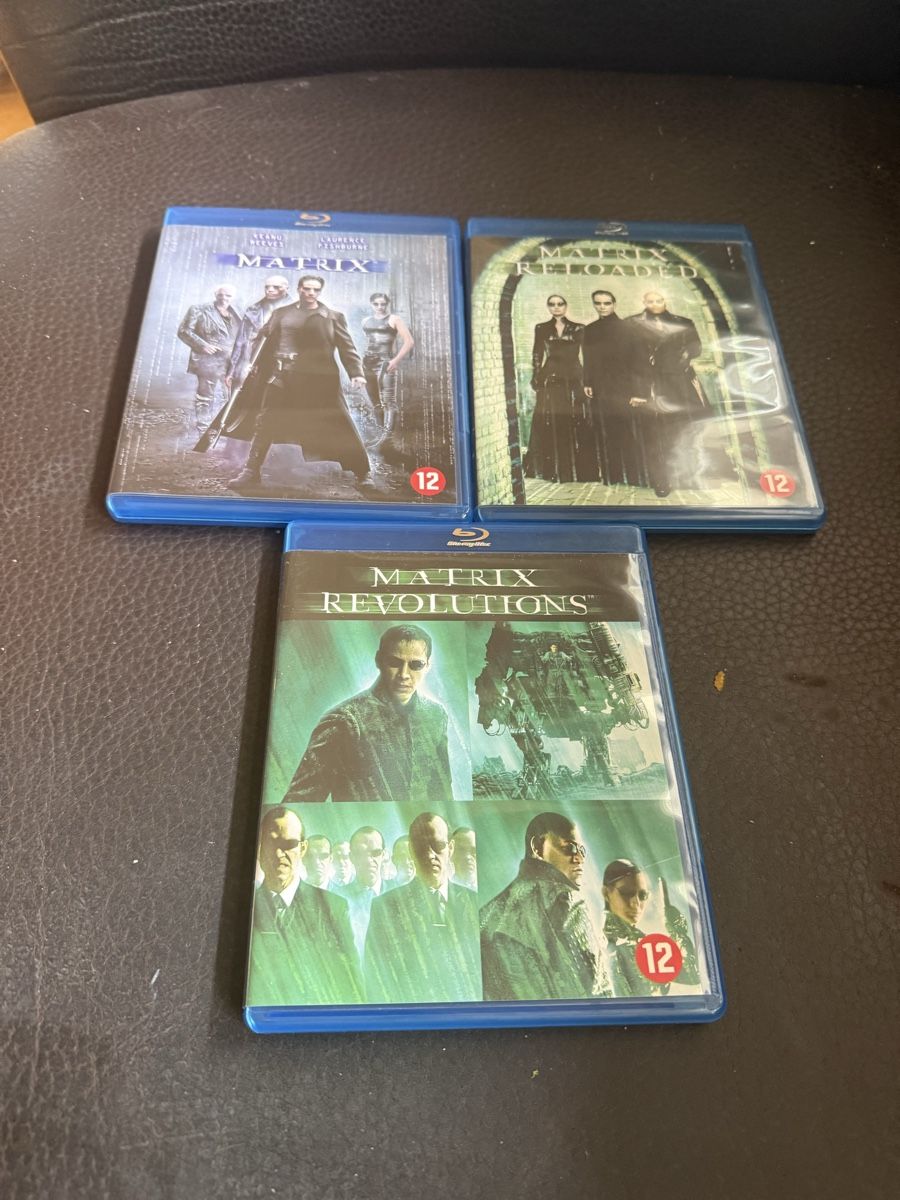 Tutti i DVDs: Trilogie: Matrix (Keanu Reeves) blu-ray  – Usato da Troinex venduto da grigri2020