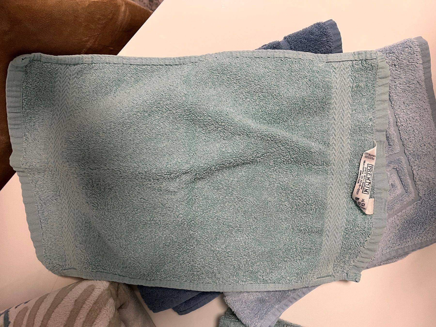 Tappetini fitness: Badezimmer Deko-Set Blau, Handtücher, Badematten – Usato da Agno venduto da me_me_me 2
