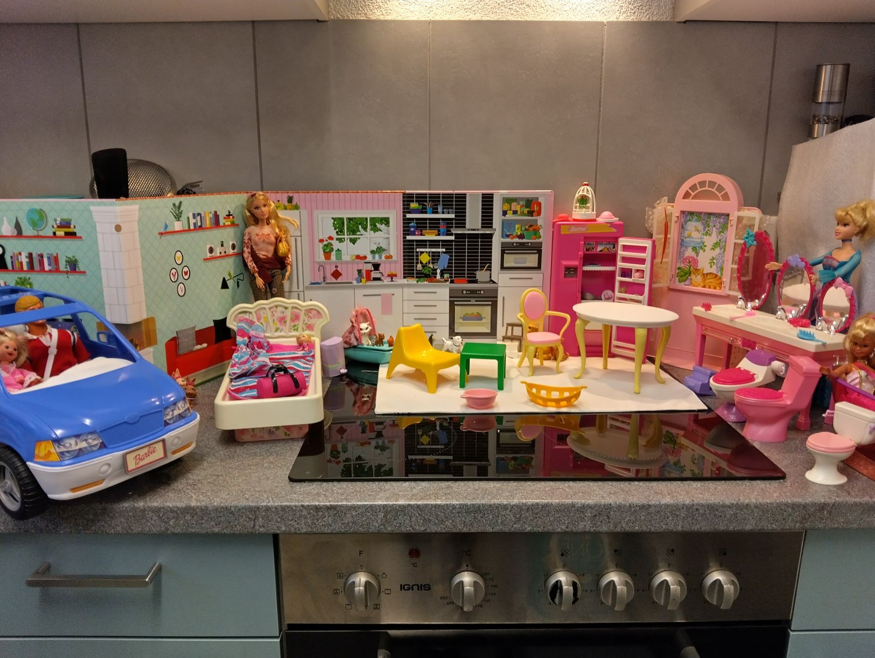 Mattel Barbie Puppe Sammlung Famlilie Haus Küche Bad Auto (Gebraucht ...