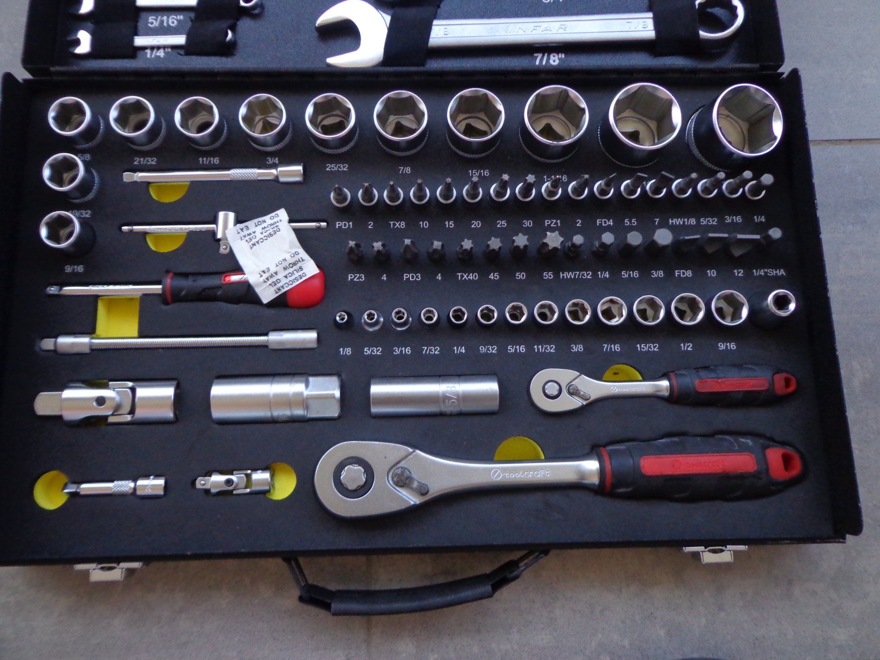 Tutti gli attrezzi: Zoll Toolcraft Werkzeug set Z-782 – Nuovo (secondo la descrizione) da Camorino venduto da Dibi7 1