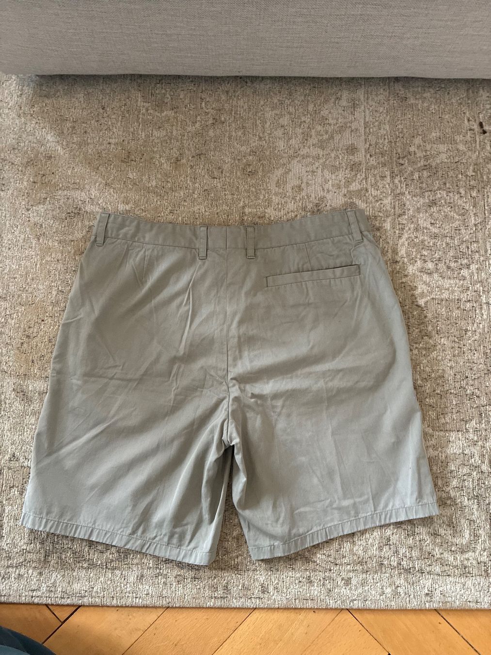 Apc Pantaloni: Apc short Gr. M – Usato da Fribourg venduto da waves55 3