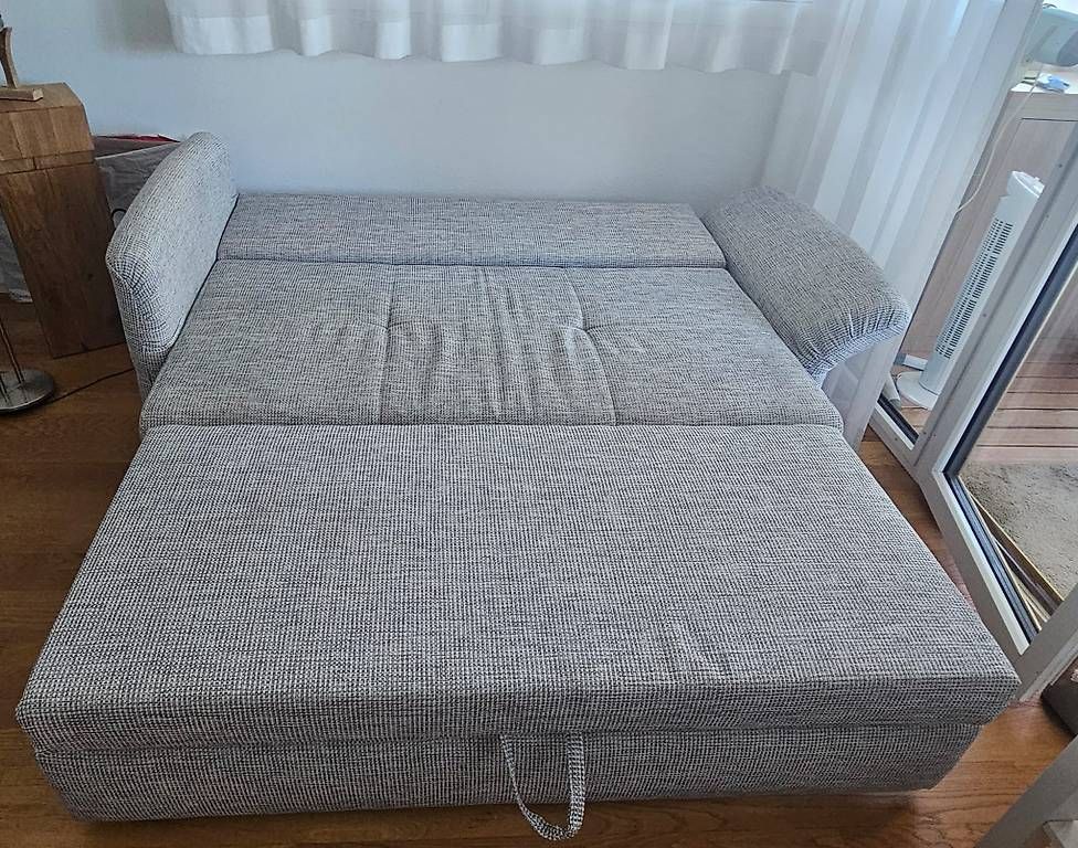 Divani: Schlafsofa ausziehbar – Usato da Gossau SG venduto da Titan57