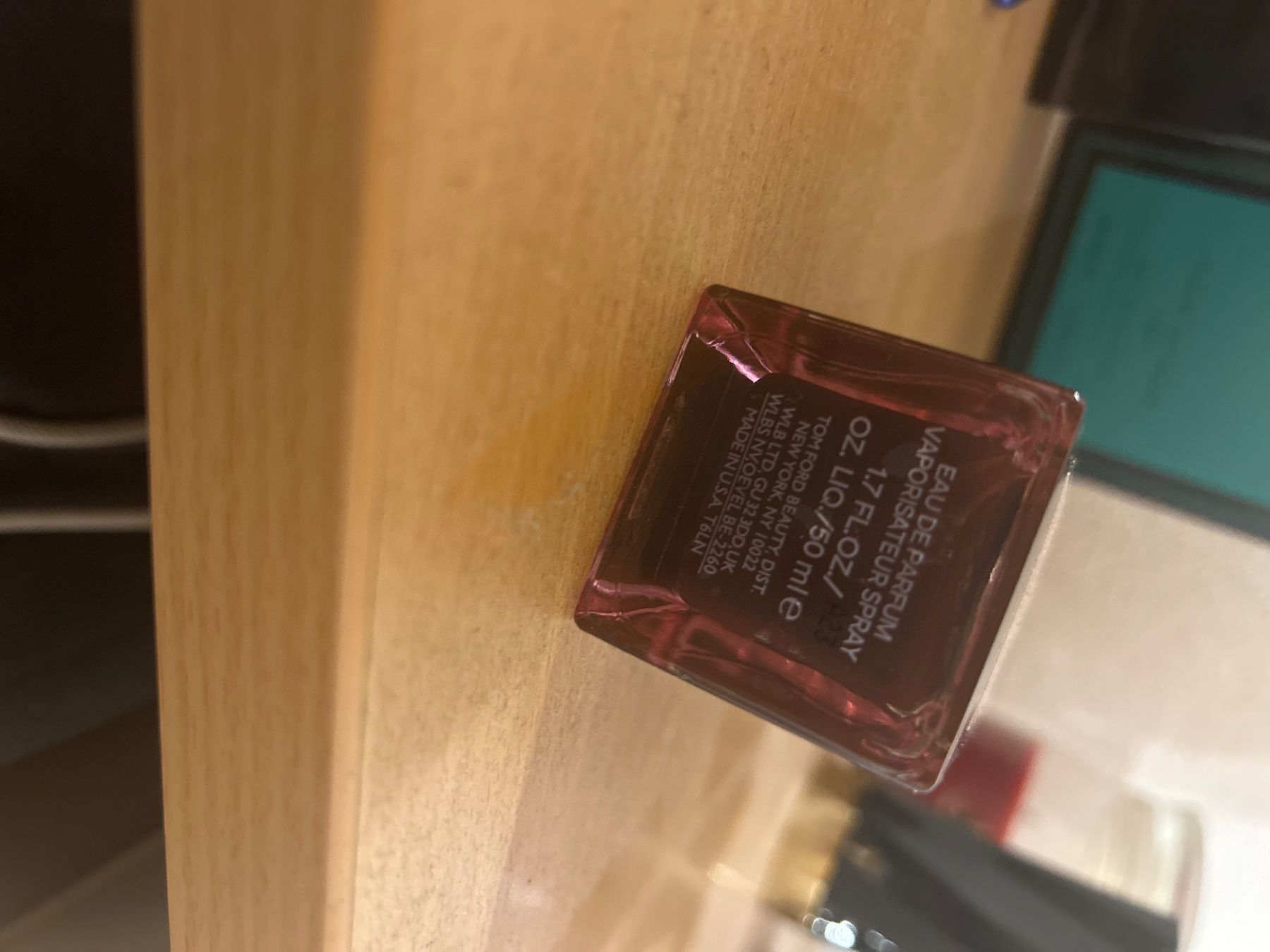 Tom Ford Parfums & Eau de Toilette: Tom Ford Cherry smoke – Neuf (Voir description) à Vétroz par sam_hx5l 1