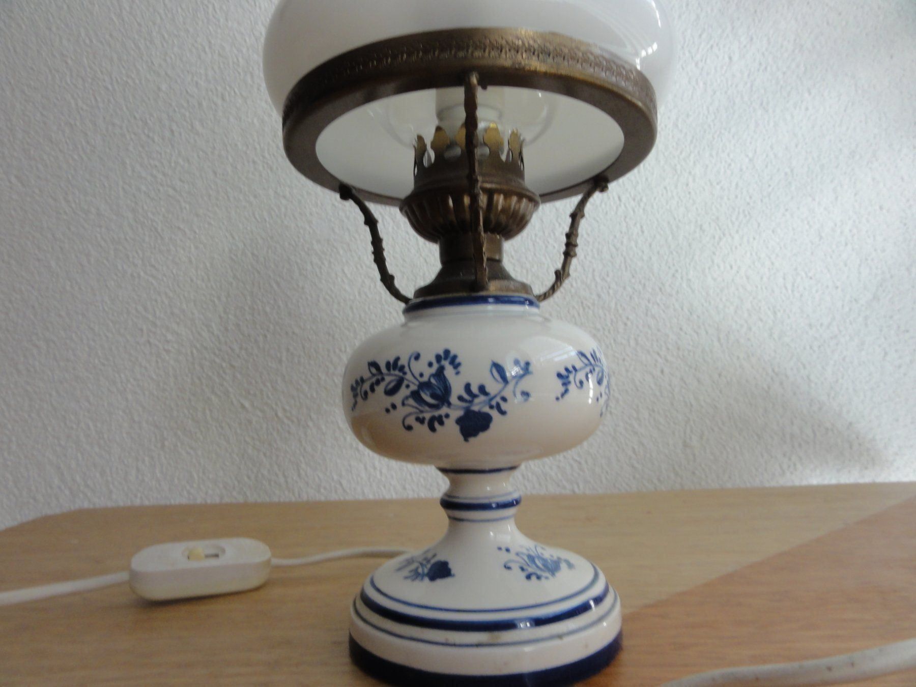 Lampade: Nachttischlampe Glas – Usato da Steffisburg venduto da Robinh.17 6