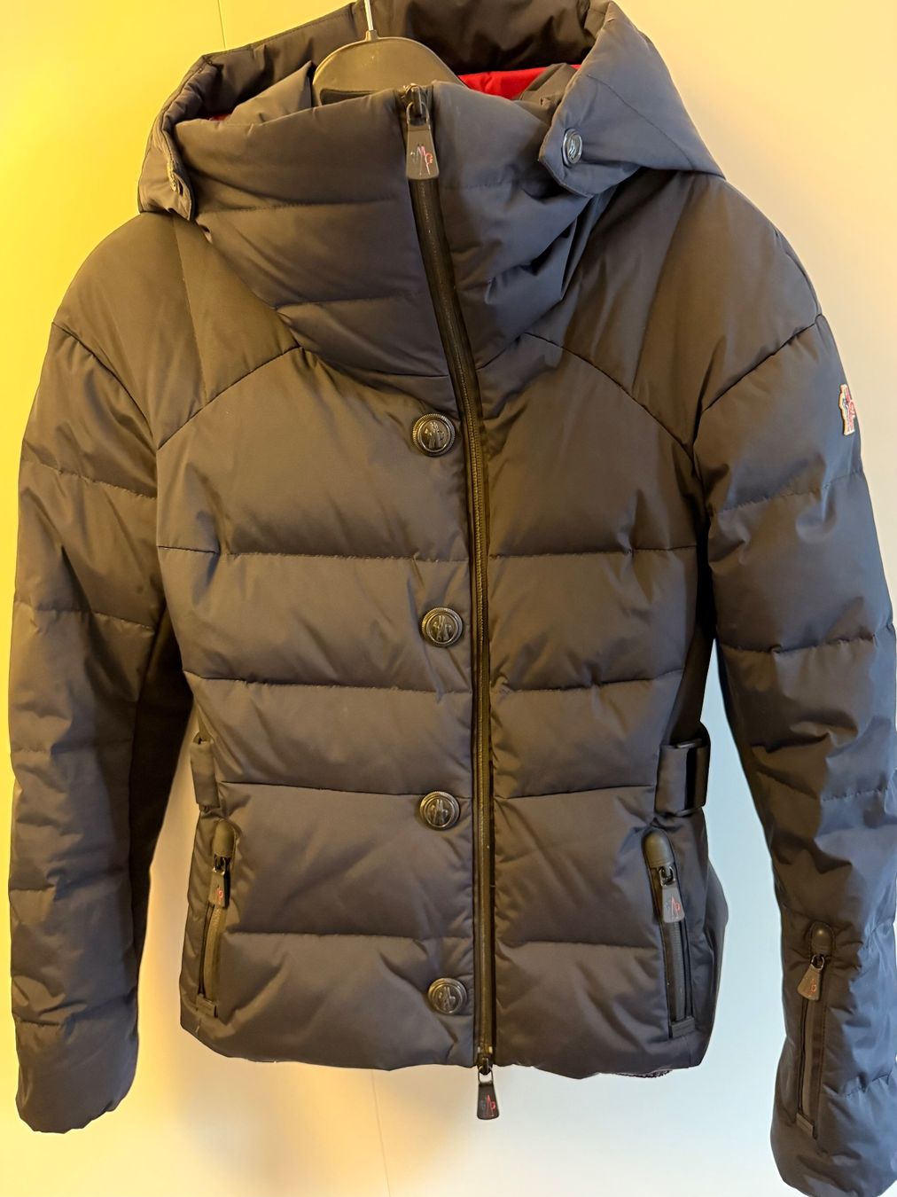 Moncler Giacche: Moncler Jacke – Usato da Triesen venduto da mar_9yvr 2